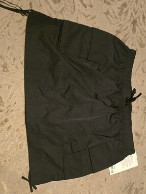 Lululemon Athletica Nylon Cargo Mini Skirt - Black